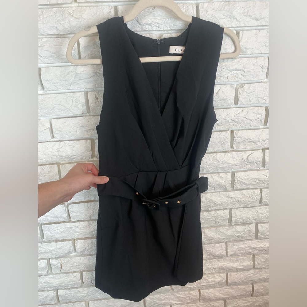 DO+BE Black Sleeveless V-Neck Romper with Belt